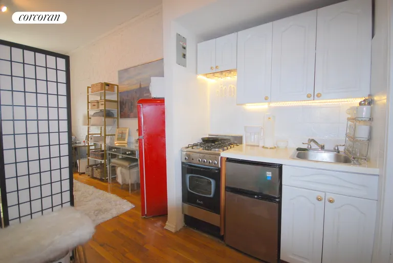 New York City Real Estate | View 415 East 82Nd Street, 1D | room 4 | View 5
