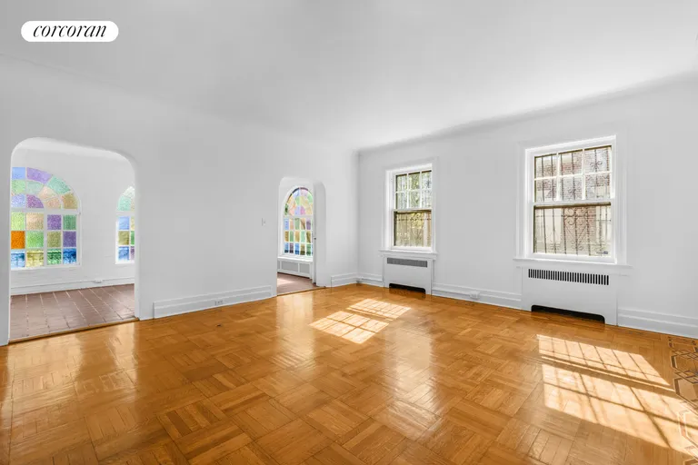 New York City Real Estate | View 39 Maple Street | room 4 | View 5