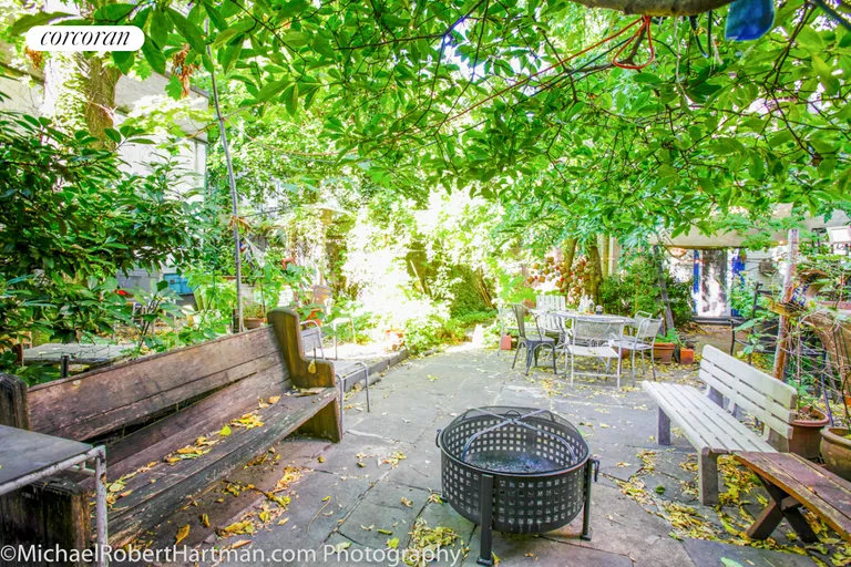 New York City Real Estate | View 206 Avenue B, 8 | 1 Bed, 1 Bath | View 1