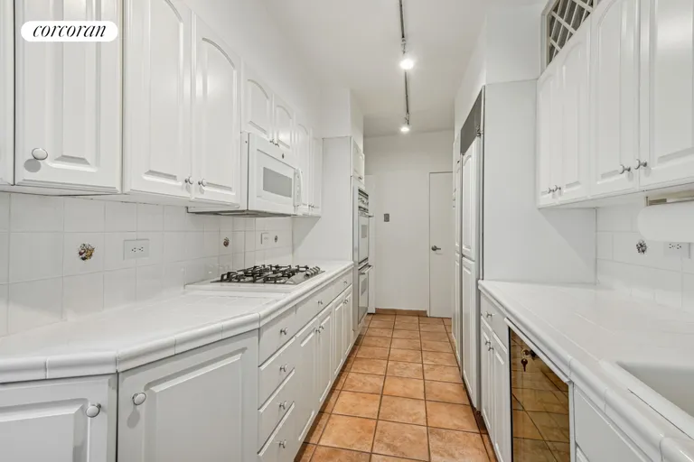 New York City Real Estate | View 45 Sutton Place South, 2I | room 4 | View 5
