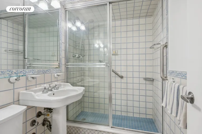 New York City Real Estate | View 45 Sutton Place South, 2I | room 11 | View 12