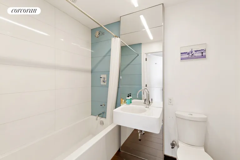 New York City Real Estate | View 2 Northside Piers, 24A | Full Bathroom | View 12