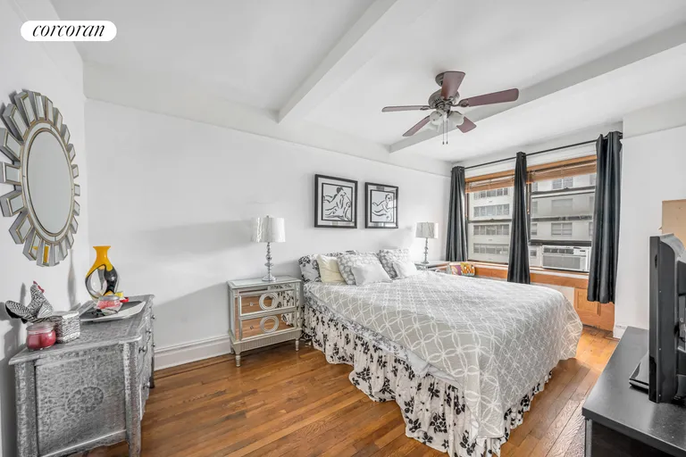 New York City Real Estate | View 225 East 79th Street, 8A | room 2 | View 3