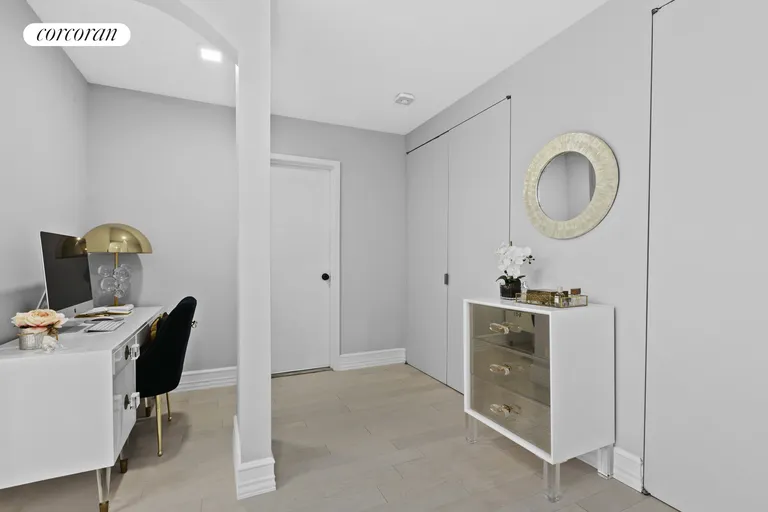 New York City Real Estate | View 2 Fifth Avenue, 10B | room 5 | View 6