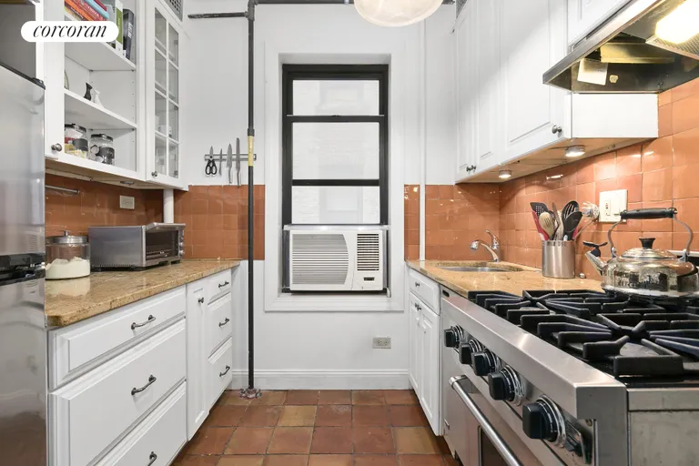 New York City Real Estate | View 145 West 12th Street, 41 | Kitchen | View 4