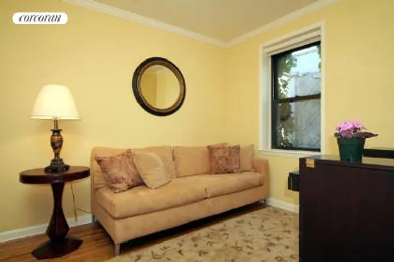 New York City Real Estate | View 131 West 82nd Street, 2 | room 3 | View 4