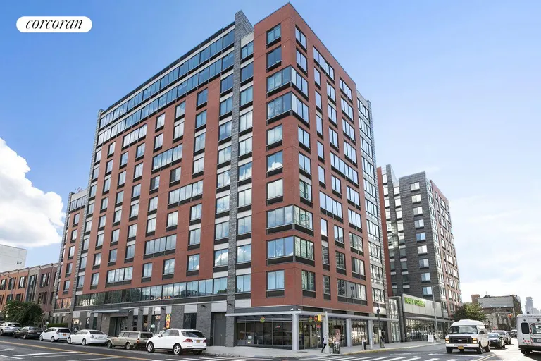 New York City Real Estate | View 8 Vanderbilt Avenue, 11E | room 10 | View 11