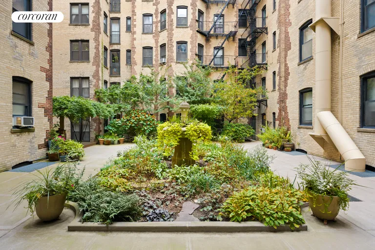 New York City Real Estate | View 78 8th Avenue, 4C | room 4 | View 5