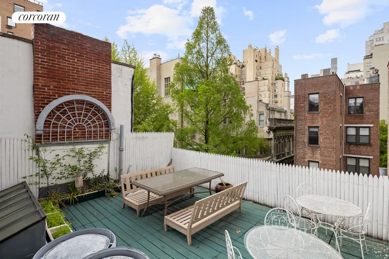New York City Real Estate | View 6 East 74th Street | room 25 | View 26
