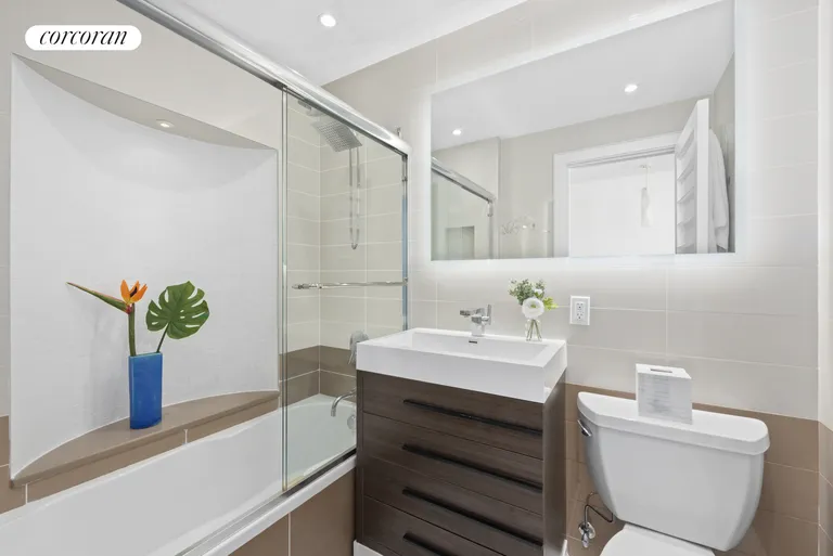 New York City Real Estate | View 22 West 15th Street, 9AB | Full Bathroom | View 10