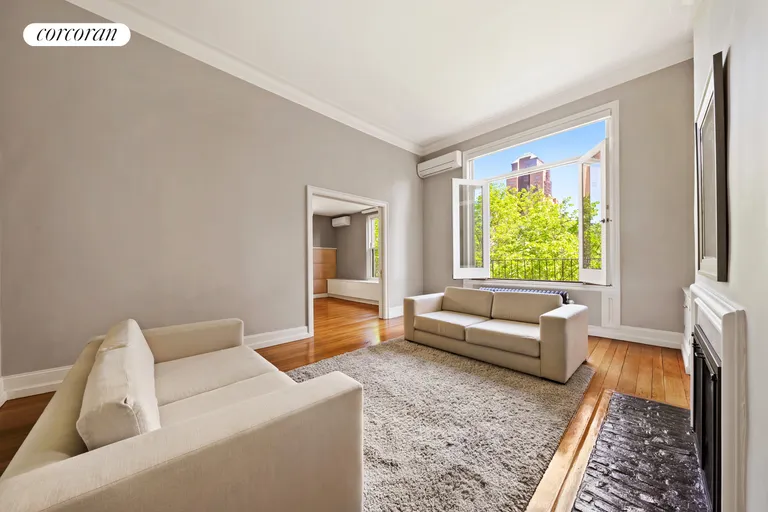New York City Real Estate | View 165 East 60th Street, 6A | room 1 | View 2