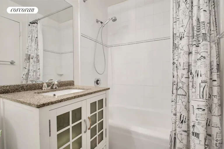 New York City Real Estate | View 100 Sterling Place, 4A | Full Bathroom | View 8