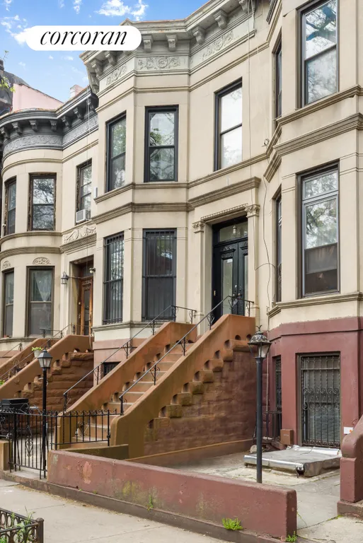 New York City Real Estate | View 597 Jefferson Avenue, 1 | 3 Beds, 2 Baths | View 1