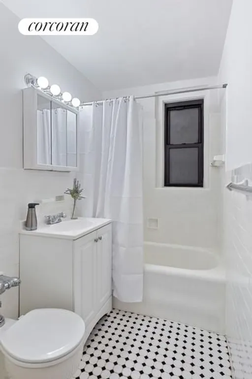 New York City Real Estate | View 319 East 50th Street, 2L | room 5 | View 6