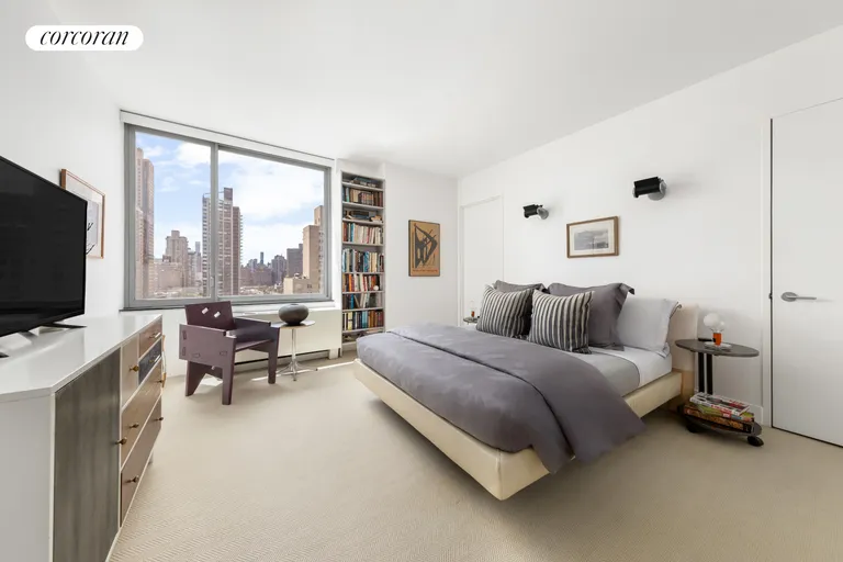 New York City Real Estate | View 360 East 88th Street, 15C | room 8 | View 9