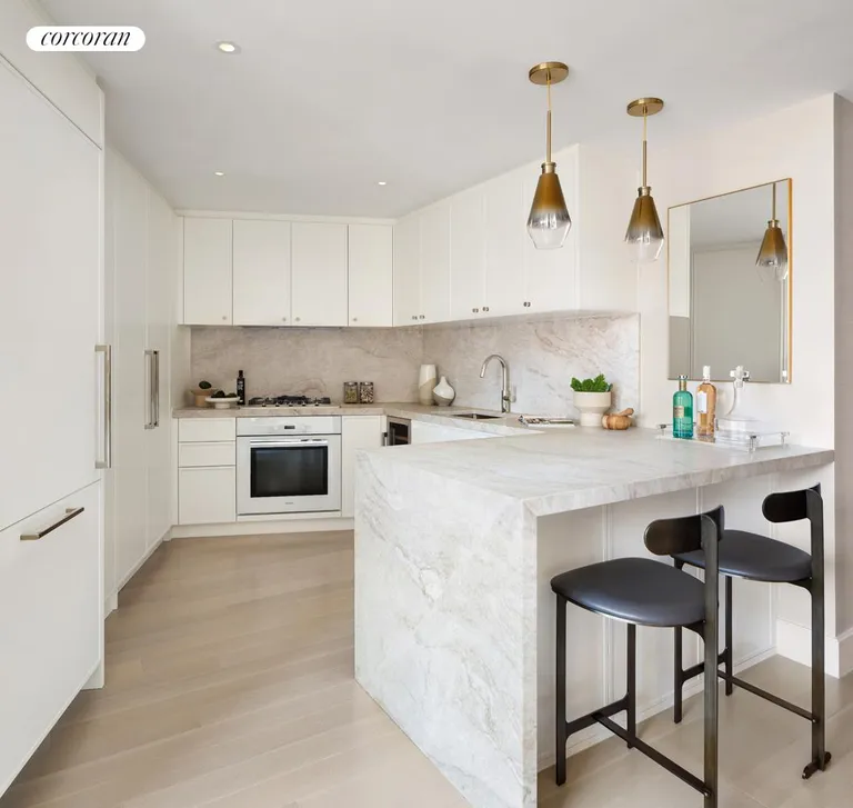 New York City Real Estate | View 212 West 72nd Street, 5L | room 2 | View 3