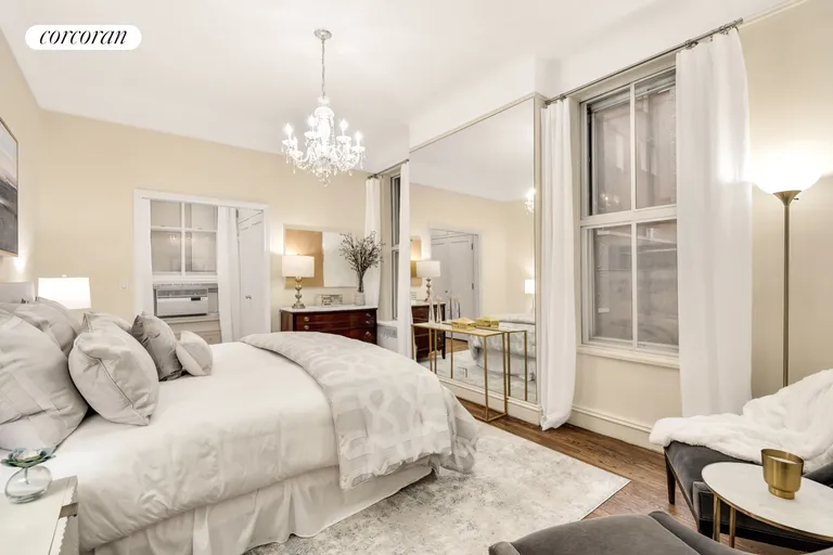 New York City Real Estate | View 180 West 58th Street, 3C | room 3 | View 4