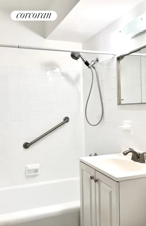 New York City Real Estate | View 411 East 53rd Street, 6F | Bathroom | View 5