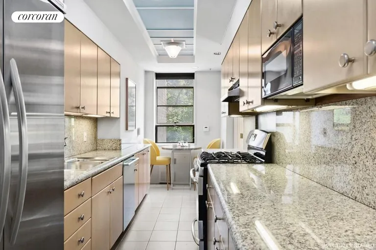 New York City Real Estate | View 37 West 12th Street, 5C | Kitchen | View 4