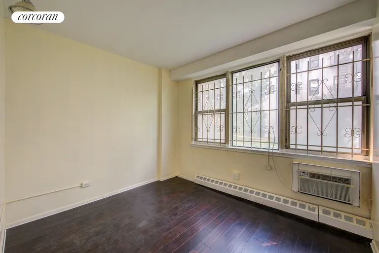 New York City Real Estate | View 87-15 165th Street, 2A | room 6 | View 7