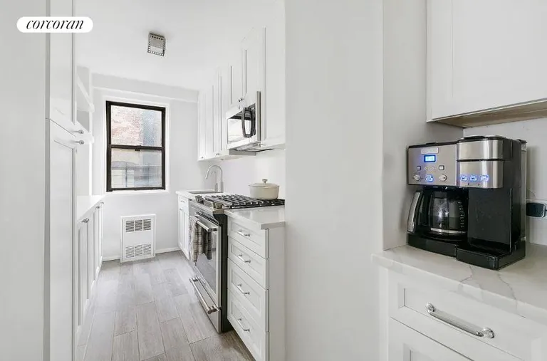 New York City Real Estate | View 165 West 66th Street, 8H | room 8 | View 9