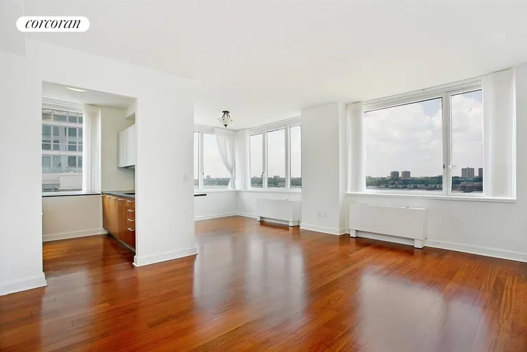 New York City Real Estate | View 100 Riverside Boulevard, 17F | 3 Beds, 3 Baths | View 1