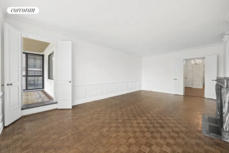 New York City Real Estate | View 180 East End Avenue, 7G | Living Room | View 8