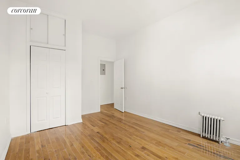 New York City Real Estate | View 289 Parkside Avenue, 1D | room 3 | View 4