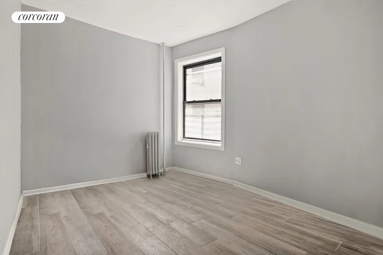 New York City Real Estate | View 289 Parkside Avenue, 2D | room 4 | View 5