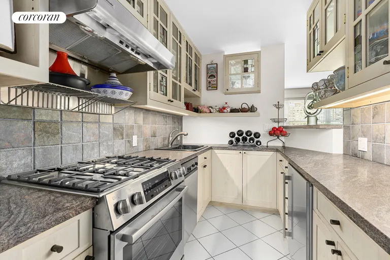 New York City Real Estate | View 150 West End Avenue, 11KL | Kitchen | View 4