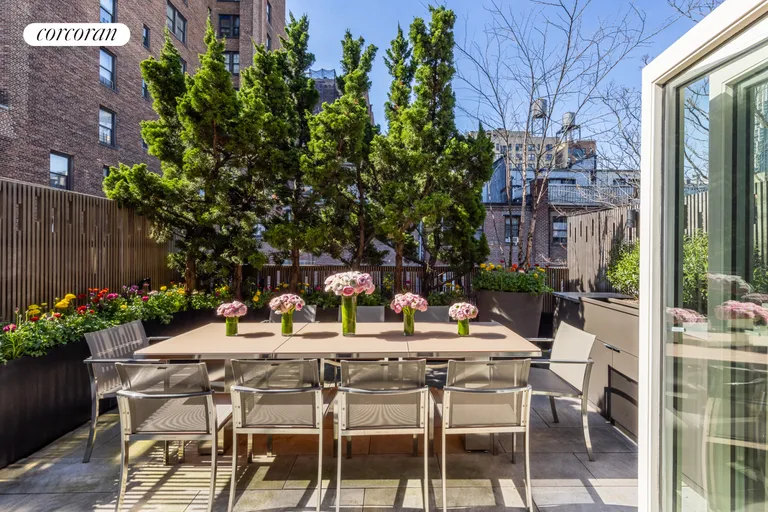 New York City Real Estate | View 40 West 74th Street | room 16 | View 17