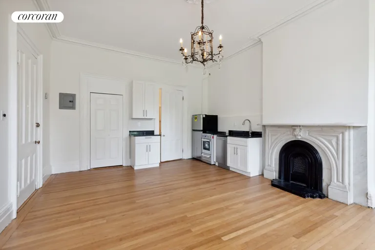 New York City Real Estate | View 118 Montague Street, 5 | room 1 | View 2