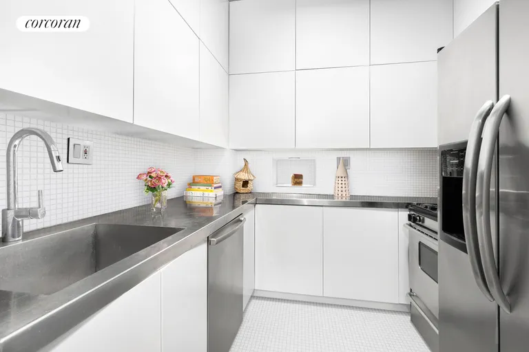 New York City Real Estate | View 234 West 21st Street, 2 | Kitchen | View 5