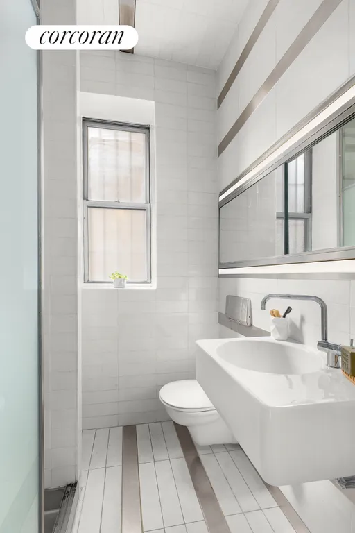 New York City Real Estate | View 234 West 21st Street, 2 | Full Bathroom | View 12