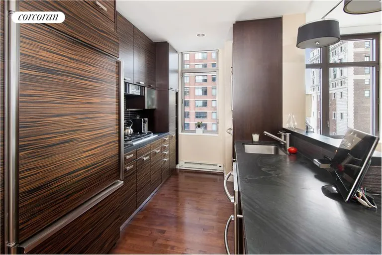 New York City Real Estate | View 101 West 24th Street, 17D | room 1 | View 2