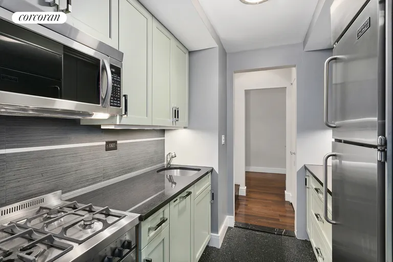 New York City Real Estate | View 310 East 46th Street, 7K | Kitchen | View 3