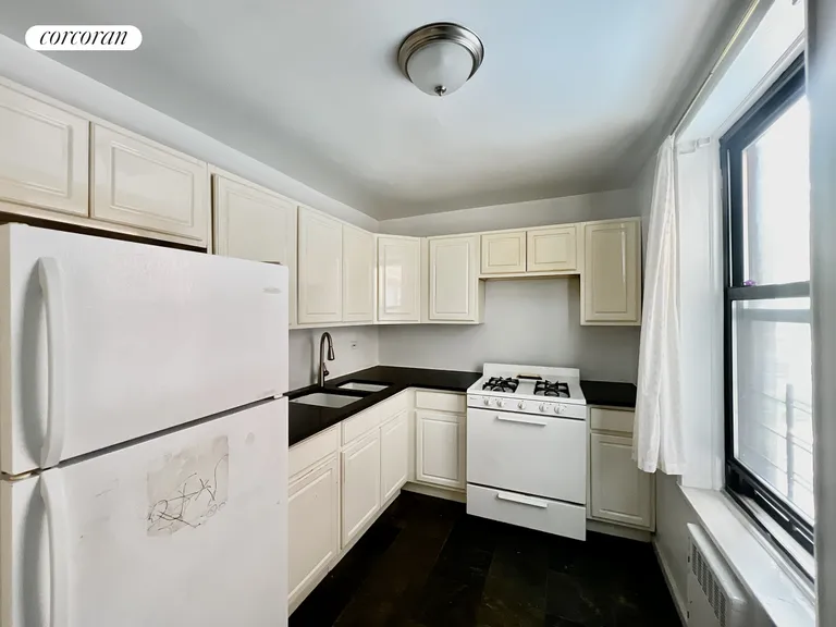 New York City Real Estate | View 160 Ocean Parkway, 1E | Kitchen | View 4
