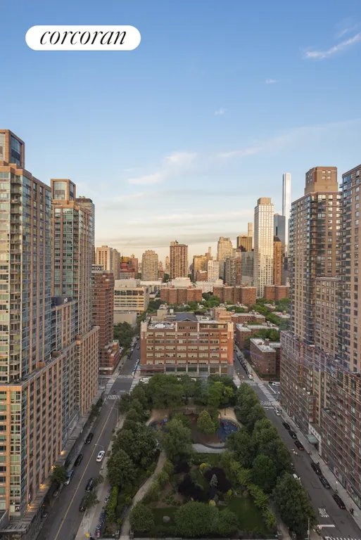 New York City Real Estate | View 80 Riverside Boulevard, 26B | room 13 | View 14