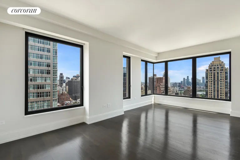 New York City Real Estate | View 301 East 50th Street, 25B | room 7 | View 8