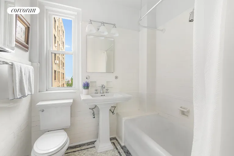 New York City Real Estate | View 90 8th Avenue, 6B | room 7 | View 8