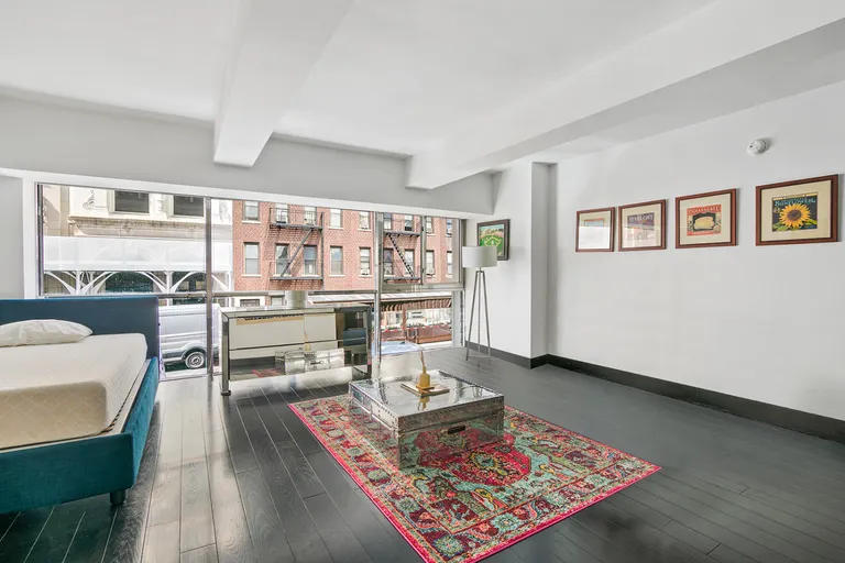 New York City Real Estate | View 254 Park Avenue South, 2M | room 1 | View 2