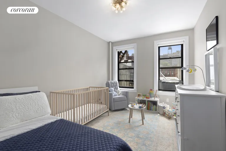 New York City Real Estate | View 222 East 82nd Street, 4H | room 4 | View 5