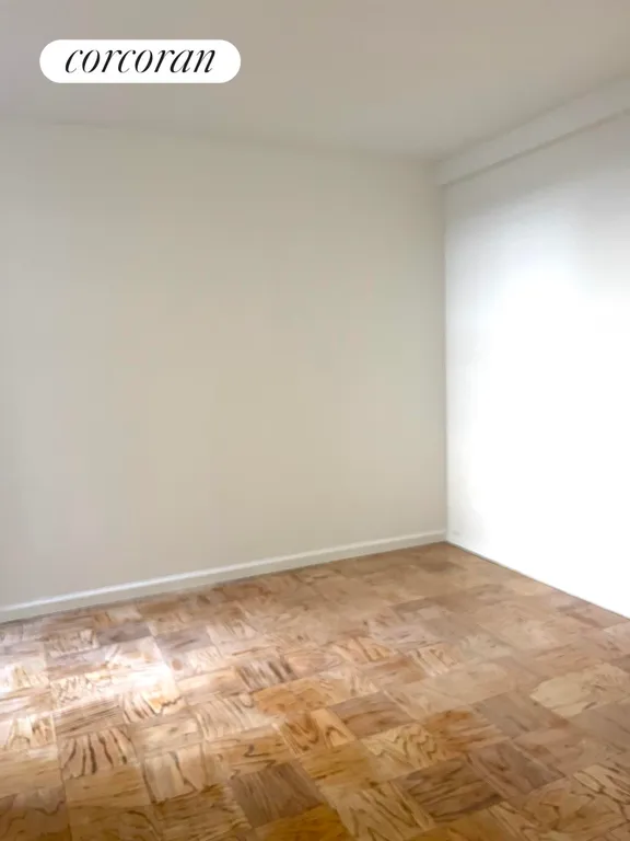 New York City Real Estate | View 141 East 55th Street, 5B | Primary Bedroom | View 4