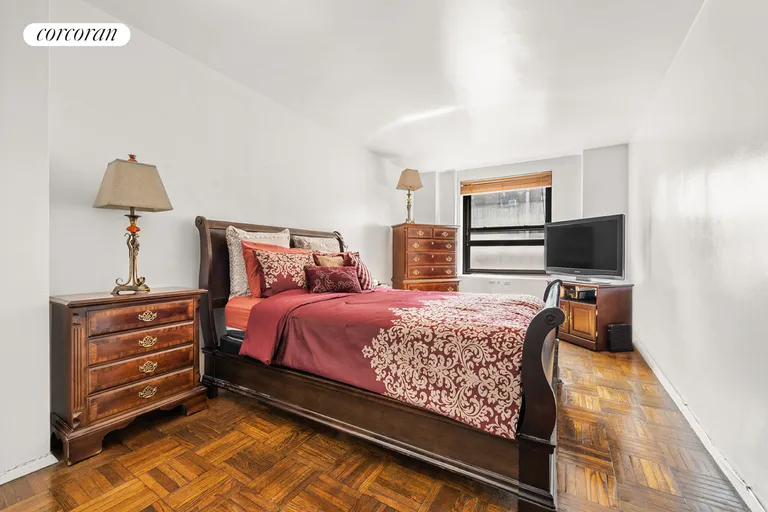 New York City Real Estate | View 193 Clinton Avenue, 8H | room 3 | View 4