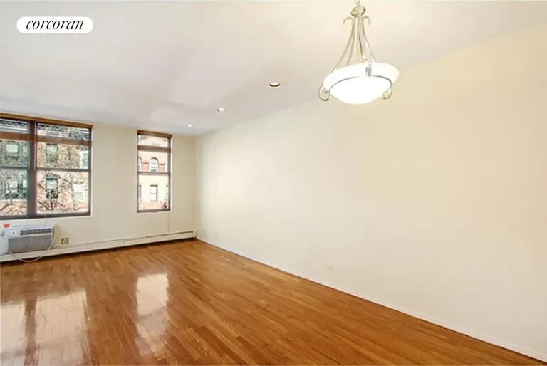 New York City Real Estate | View 100 Manhattan Avenue, 4A | Living Room | View 2
