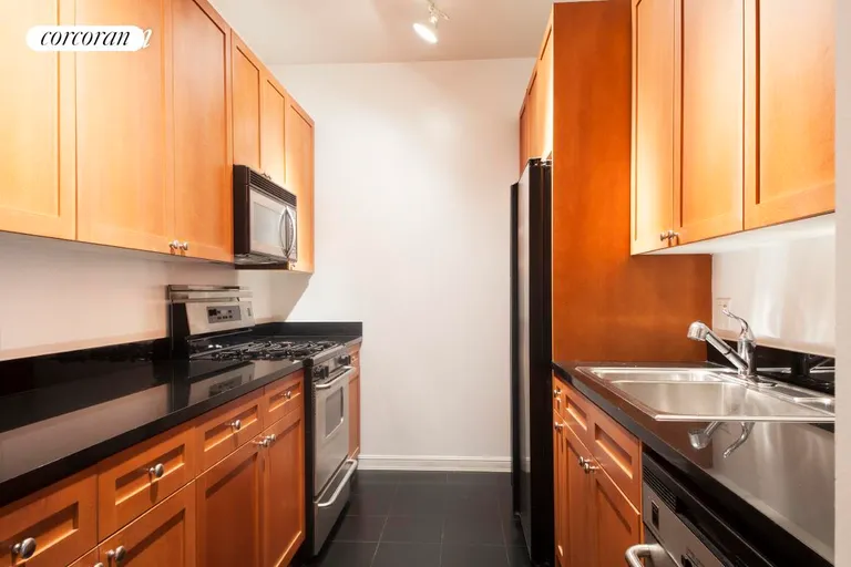 New York City Real Estate | View 252 Seventh Avenue, 4F | room 3 | View 4