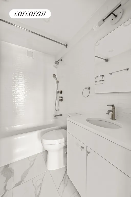 New York City Real Estate | View 235 West 102Nd Street, 10M | Full Bathroom | View 7
