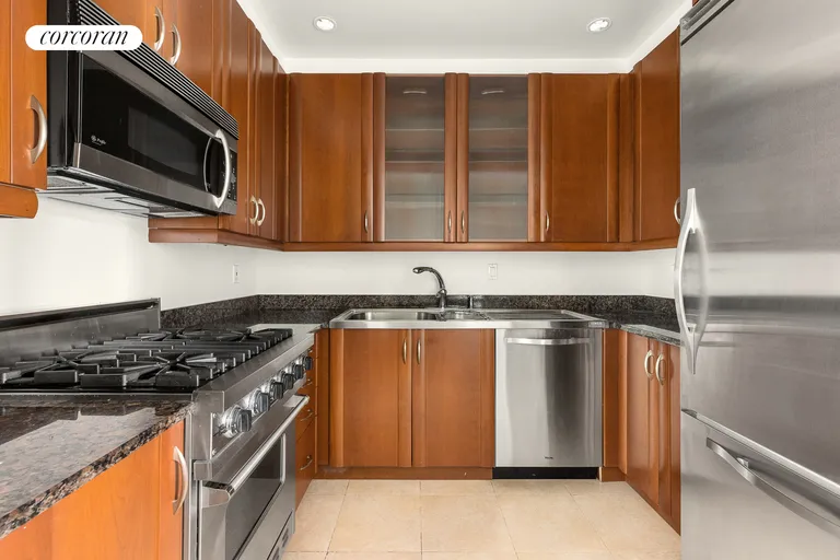 New York City Real Estate | View 181 East 90th Street, 3C | Kitchen | View 4