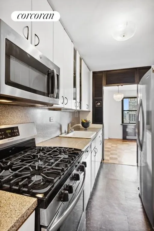 New York City Real Estate | View 205 West End Avenue, 20C | Kitchen | View 4