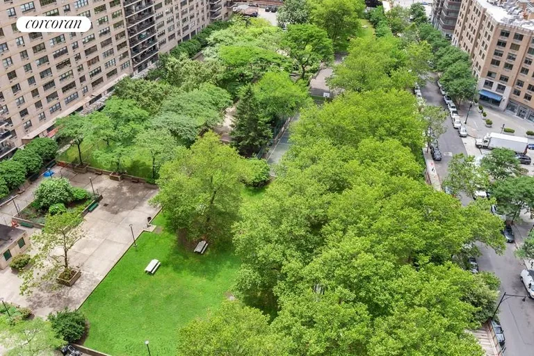 New York City Real Estate | View 205 West End Avenue, 20C | Park-like grounds | View 7